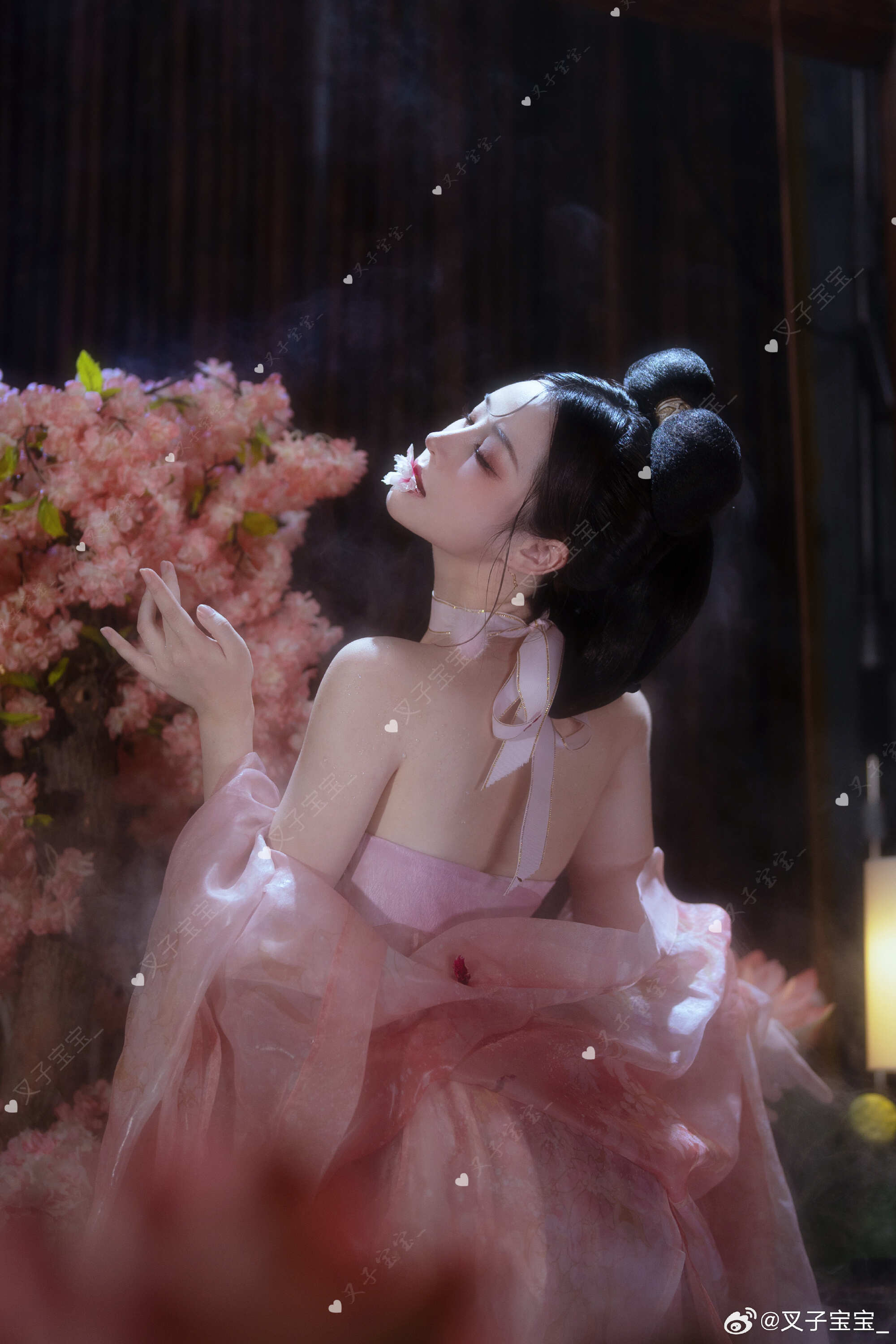 大王，人家也是第一次做人呢～?