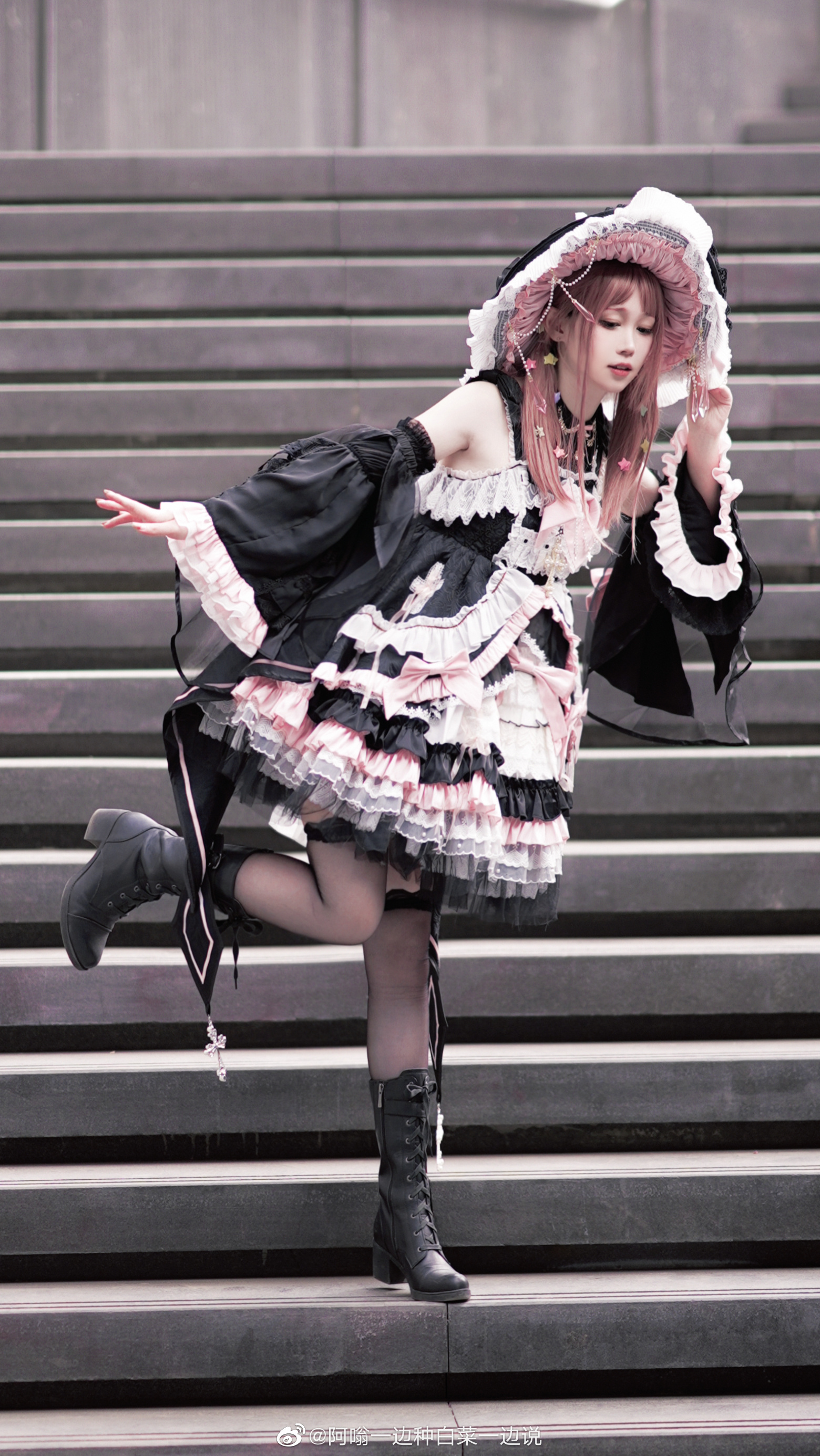 3fd9a741gy1hd1if6nouij217c24wb29-1