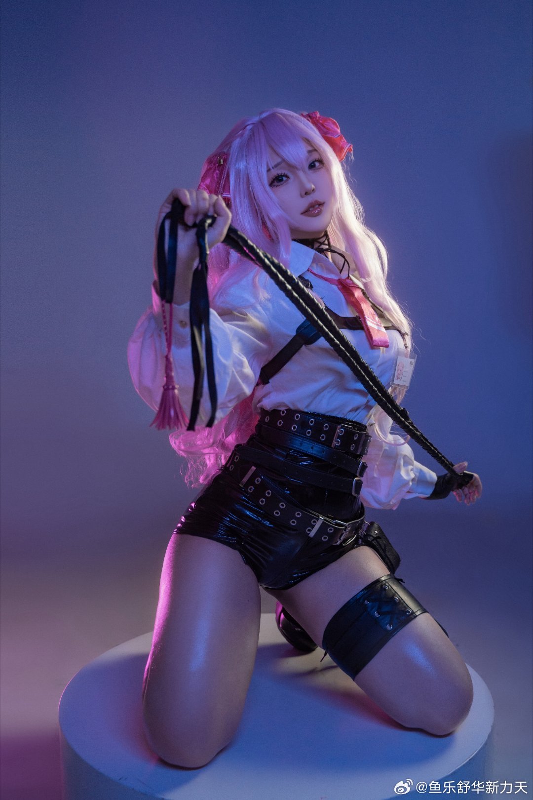 渴望被尤妮 “欺负” 吗？尤妮在这方面可是极为擅长的喔！