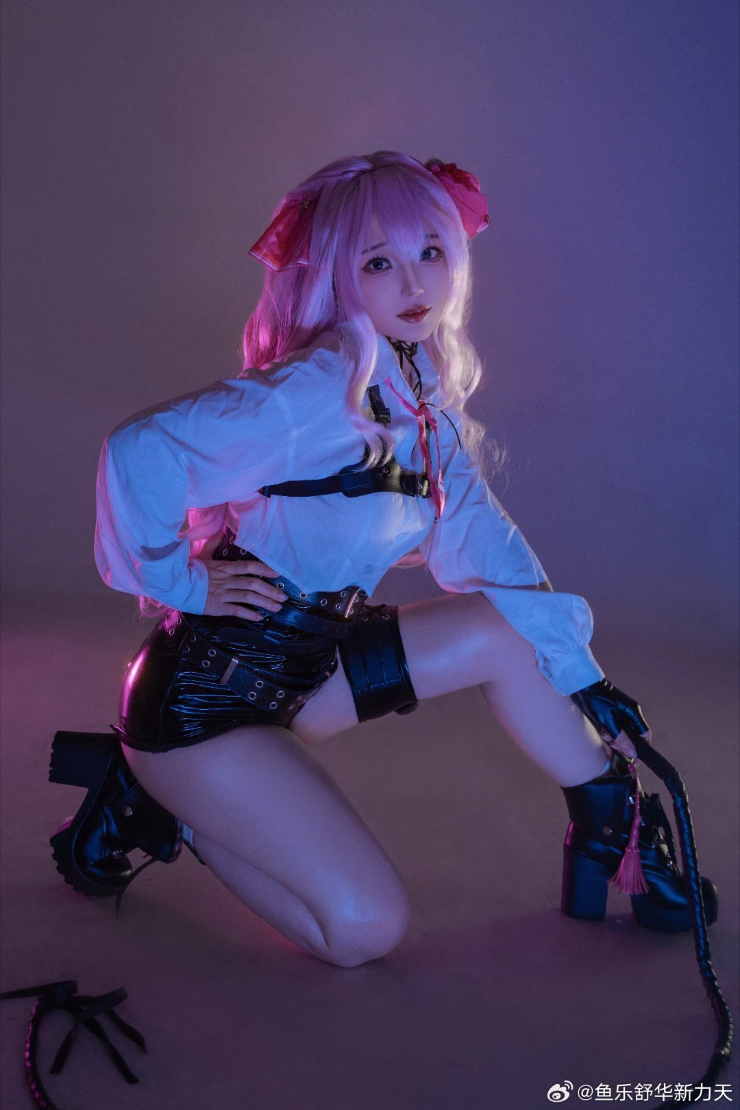 cosplay 想被尤妮欺负吗?尤妮很擅长这个喔~ nikke:胜利女神@机智勇敢依鸽鸽 COSPLAY-第2张